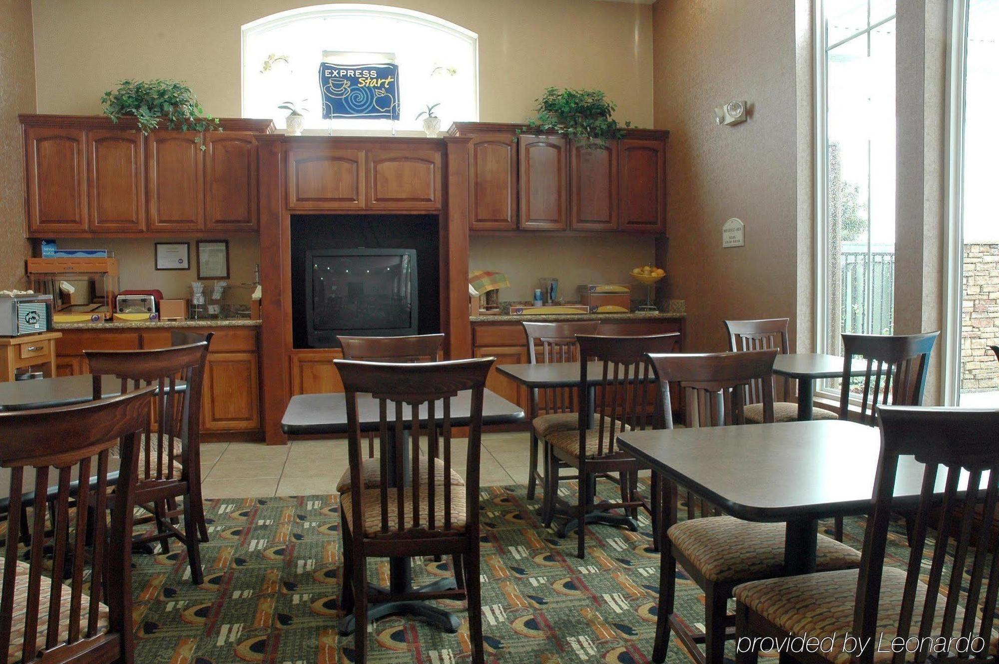 Holiday Inn Express- West Sacramento By Ihg Restaurant foto
